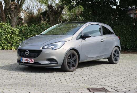 Opel Corsa 1.2i Black Edition