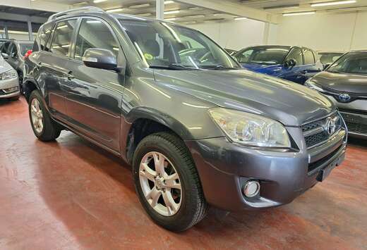 Toyota 2.0i VVT-i 4x2 VX
