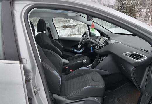 Peugeot 208 1.2i Access
