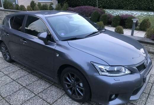 Lexus 1.8i F-Sport Line E-CVT