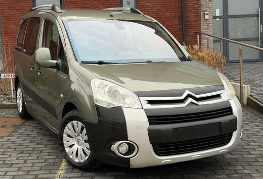 Citroen XTR ( Automatique ) 1.6 e-HDi 92Ch ( Euro 5 )