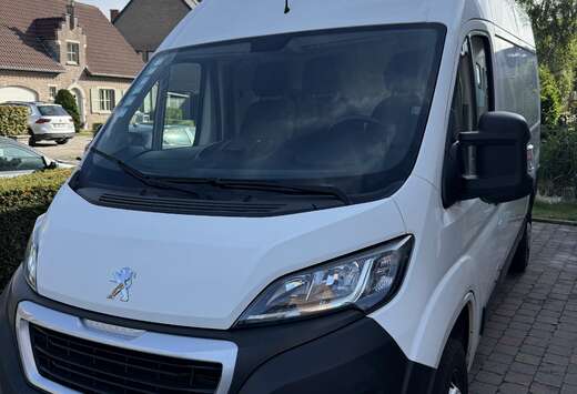 Peugeot HDi 330 L2H2 S&S Premium