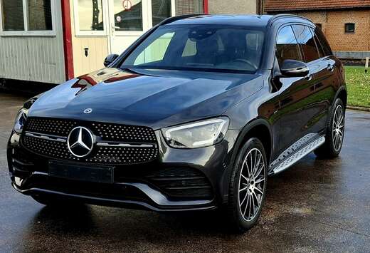 Mercedes-Benz GLC 300de 4Matic AMG PACK NIGHTPACK