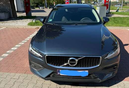 Volvo D4 Geartronic Momentum Pro