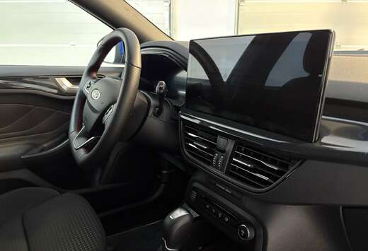 Ford Focus 1.0 EcoBoost Hybrid Aut. ST-LINE DESIGN