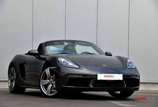 Porsche Boxster 718