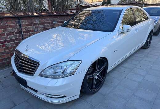 Mercedes-Benz HYBRID