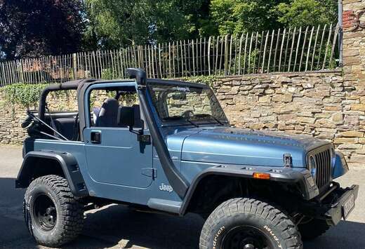 Jeep 2.5i Sport