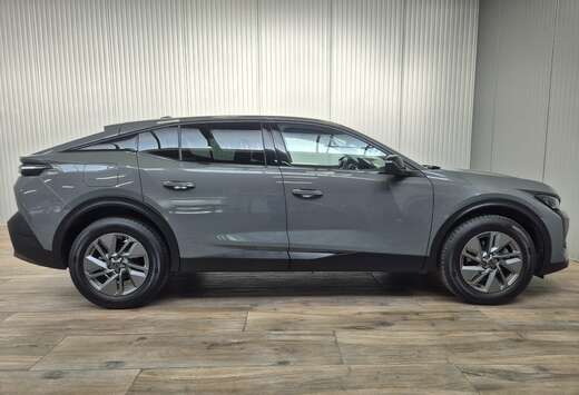 Peugeot 1.2PureTech 131pk Allure Pack automaat