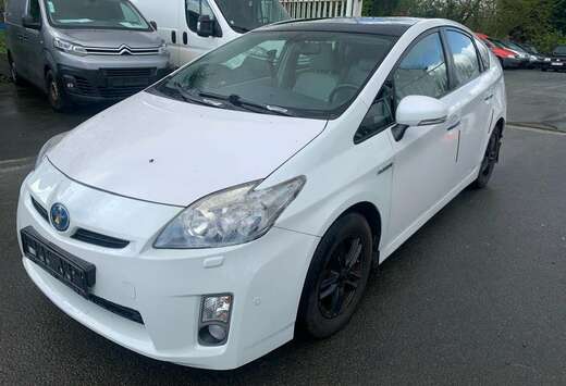 Toyota Prius Hybrid 1.8i VVT-i Sol