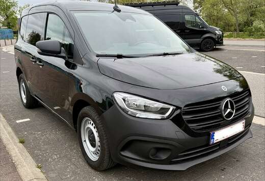 Mercedes-Benz 1.4 CDI 110 3 SITZ