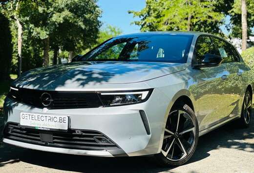 Opel Astra Sports Tourer Plug-In Business Edition