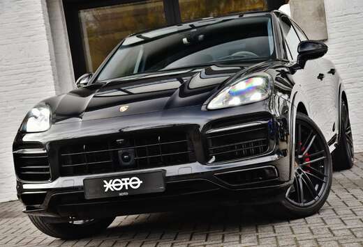 Porsche GTS 4.0 BI-TURBO V8 COUPE SPORT DESIGN PACK