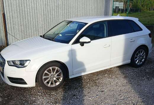 Audi A3 Sportback 1.6 TDi ultra Attraction