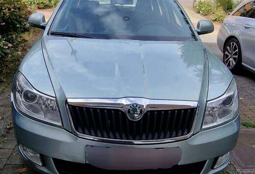 Skoda Octavia 1.6 CR TDi Ambiente DPF DSG