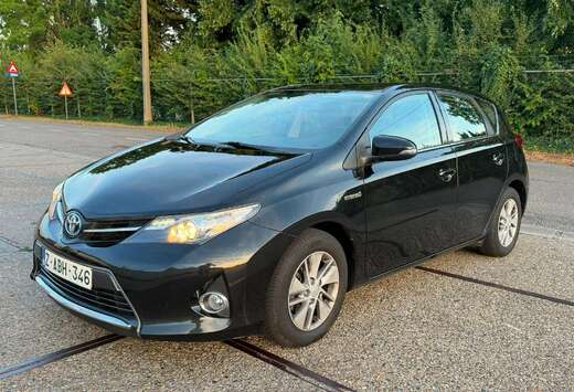 Toyota Auris HEV 1.8i HSD Comfort CVT
