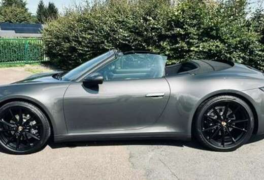 Porsche 992 Carrera 2 Cabriolet 3.0  SPORTUIT.