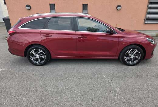 Hyundai SW 1.6 CRDI 136 CV BVA Garantie 12 Mois