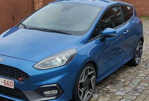 Ford Fiesta ST 1.5 EcoBoost Ultimate