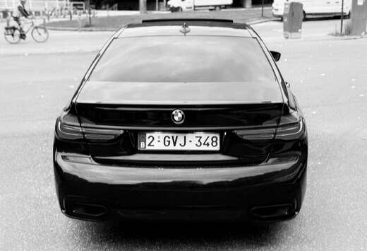 BMW 740eAS Plug-In Hybrid (240 kW)