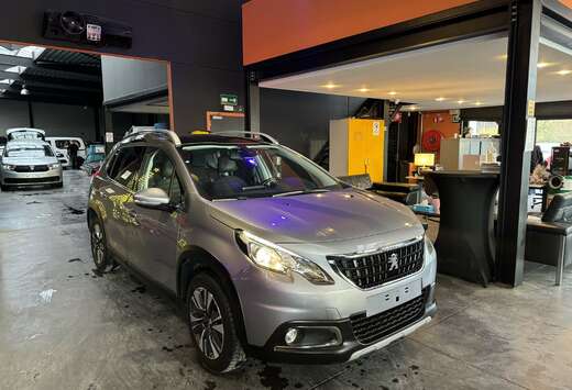 Peugeot 1.2 - A/C AUTO - NAVI - MEDIA/TEL - LIM/REG