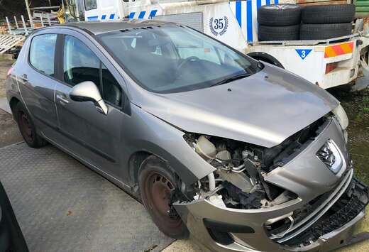 Peugeot 308 1.6 HDi  ACCIDENT