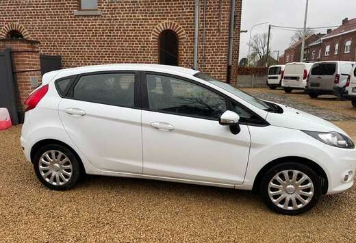 Ford Fiesta 1.25i ESSENCE 57000km AIRCO GARANTIE 1AN