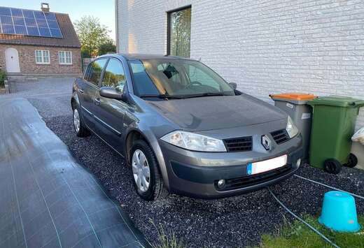 Renault Megane 1.4i 16v The Moon