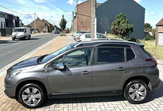 Peugeot 1.2i PureTech Style