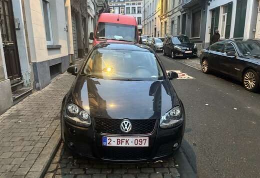 Volkswagen 1.6i 16v FSI Sportline