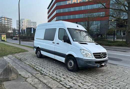 Mercedes-Benz 313 2.1 CDI A2H2