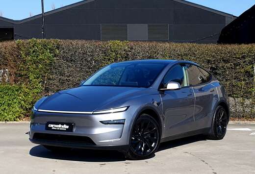 Tesla Long Range RWD