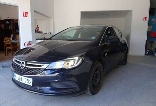 Opel Astra 1.0 Turbo ECOTEC 120 Years S/S (EU6.2)