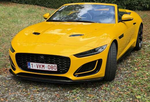 Jaguar Cabriolet 5.0 V8 S/C P450 R-Dynamic Black