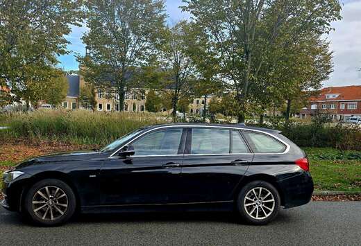 BMW 316d Touring Luxury Line