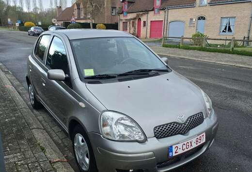 Toyota 1.0i VVT-i 16v Red Line