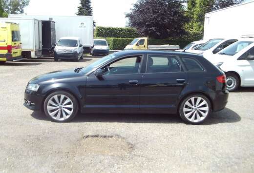 Audi A3 Sportback 1.6 TDi e Attraction Start/Stop DPF