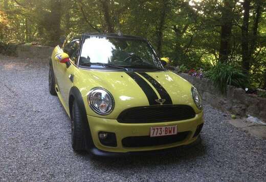 MINI AE CABRIOLET