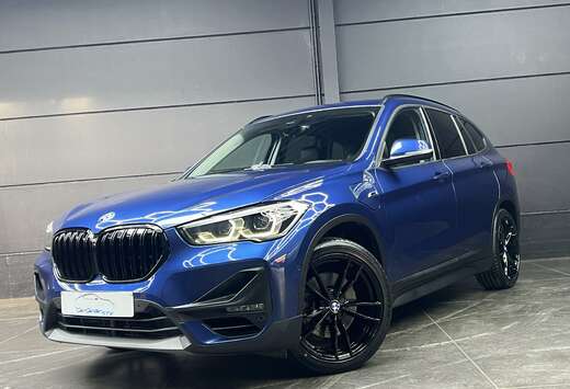 BMW xDrive25e Hybrid / LED / Head up / Camera /