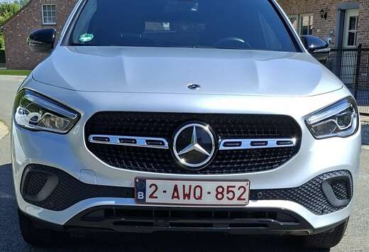 Mercedes-Benz Business Line