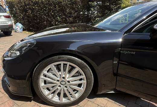 Porsche 4 e-Hybrid Sport Turismo 2.9 V6 Bi-T.PDK (340 ...