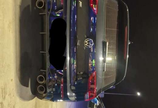 Volkswagen preparer par Abt. Akrapovic