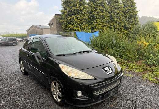 Peugeot 207 1.6 HDi Allure FAP