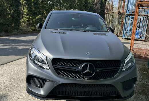 Mercedes-Benz Coupé d 4-Matic