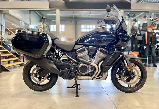 ADVENTURE TOURING \'\' STOCK DEAL \' RA1250S S Met Ad