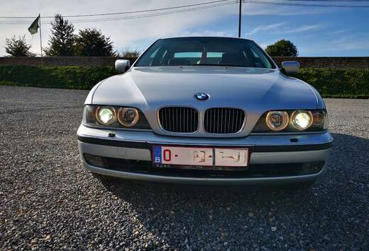 BMW 540i