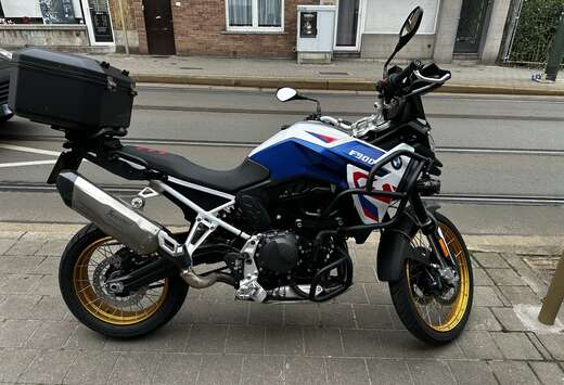 BMW Akrapovic