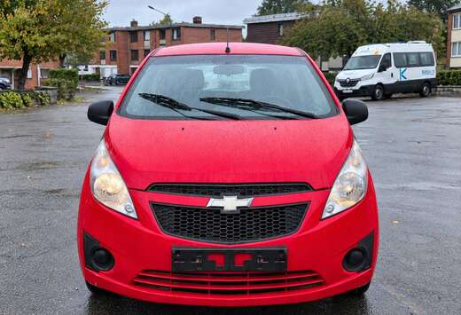 Chevrolet Spark 1.0i