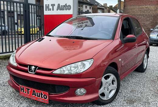 Peugeot 1.4 HDi/airco/5 portes/ jantes