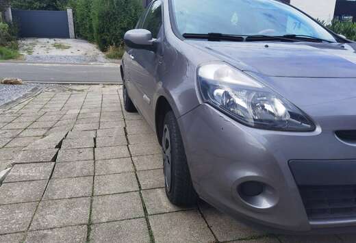 Renault renault clio essence euro 5 76000km